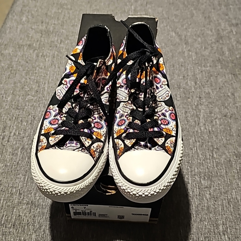 Converse